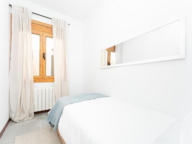 Muntaner Arago Apartment