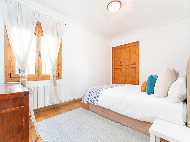 Apartment Muntaner Arago *